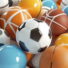 25岁中国球员改行卖肠粉：被领导小孩挤掉，老队员凌晨让我买避孕套