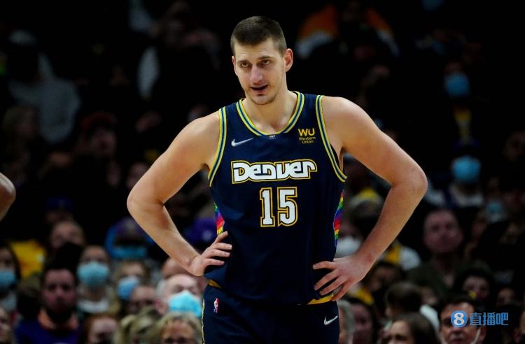 用精湛的技 用精湛的技